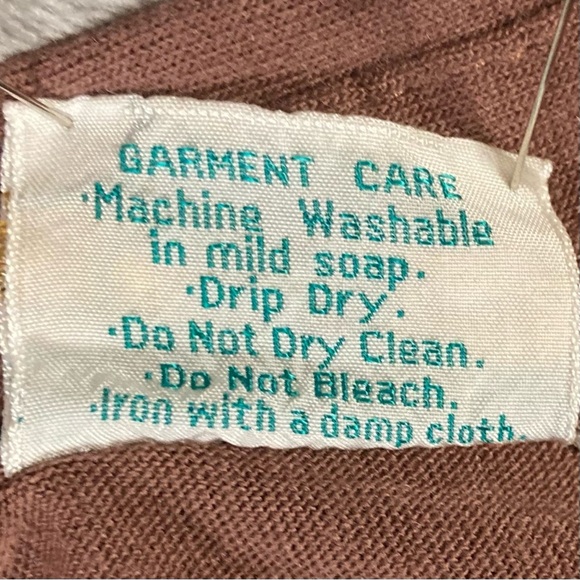 Vintage Helen Sue Brown/Mauve Collared Women's Blouse with Keyhole Feature - Picture 6 of 6